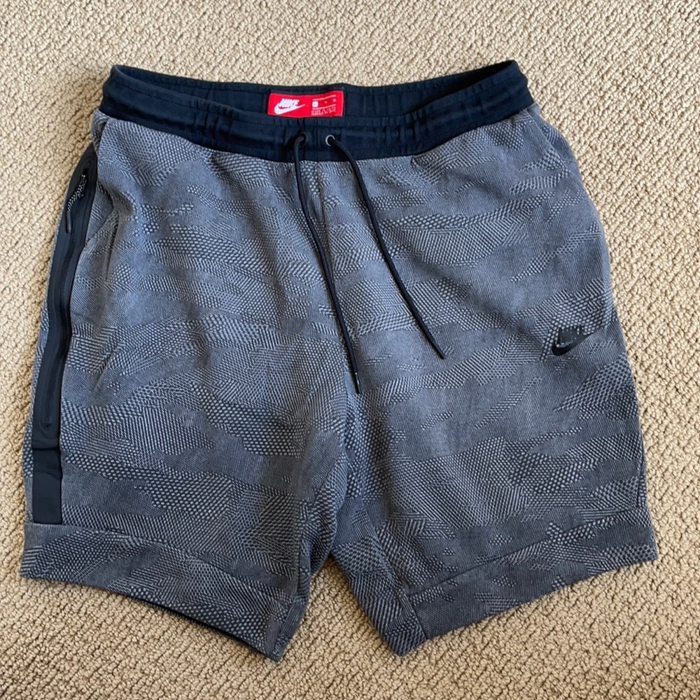 Nike Grey shorts XL